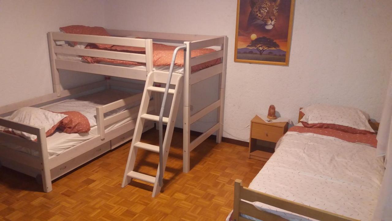 Appartment Bezenica Dobrova Exterior foto